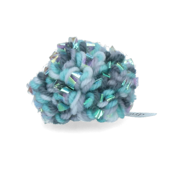 Kulka z włóczki dla kota z kocimiętką i szeleszczącym dźwiękiem, 7 x 7 x 7 cm – AFP Knotty Habit - Yarn Crinkly Ball
