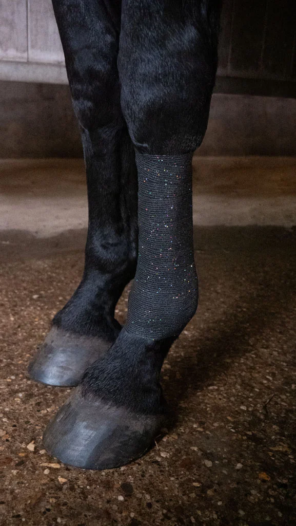 Samoprzylepny bandaż brokatowy, 10 cm, czarny – Excellent Animal Glitter Bandage Profi - obrazek 2