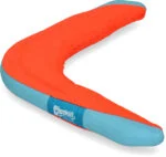 Boomerang dla psa M, pływający, zielony lub pomarańczowy (kolor losowy) – Chuckit! Amphibious Boomerang - obrazek 5