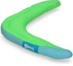 Boomerang dla psa M, pływający, zielony lub pomarańczowy (kolor losowy) – Chuckit! Amphibious Boomerang - obrazek 4