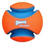 Piłka nożna dla psa z gumowymi wgłębieniami, Ø 19 cm – Chuckit! Kick Fetch Dog L - obrazek 2