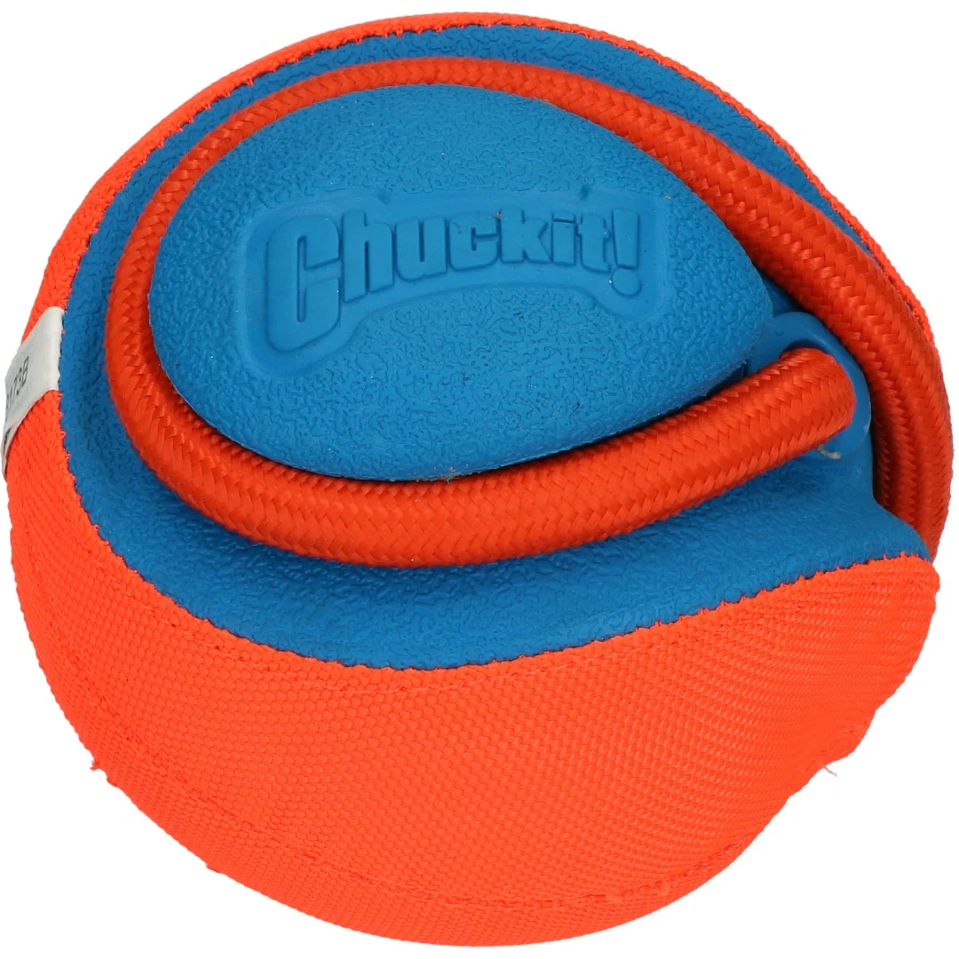Piłka dla psa ze sznurkiem i uchwytem, pływająca, ø 13 cm – Chuckit! Rope Fetch - obrazek 2