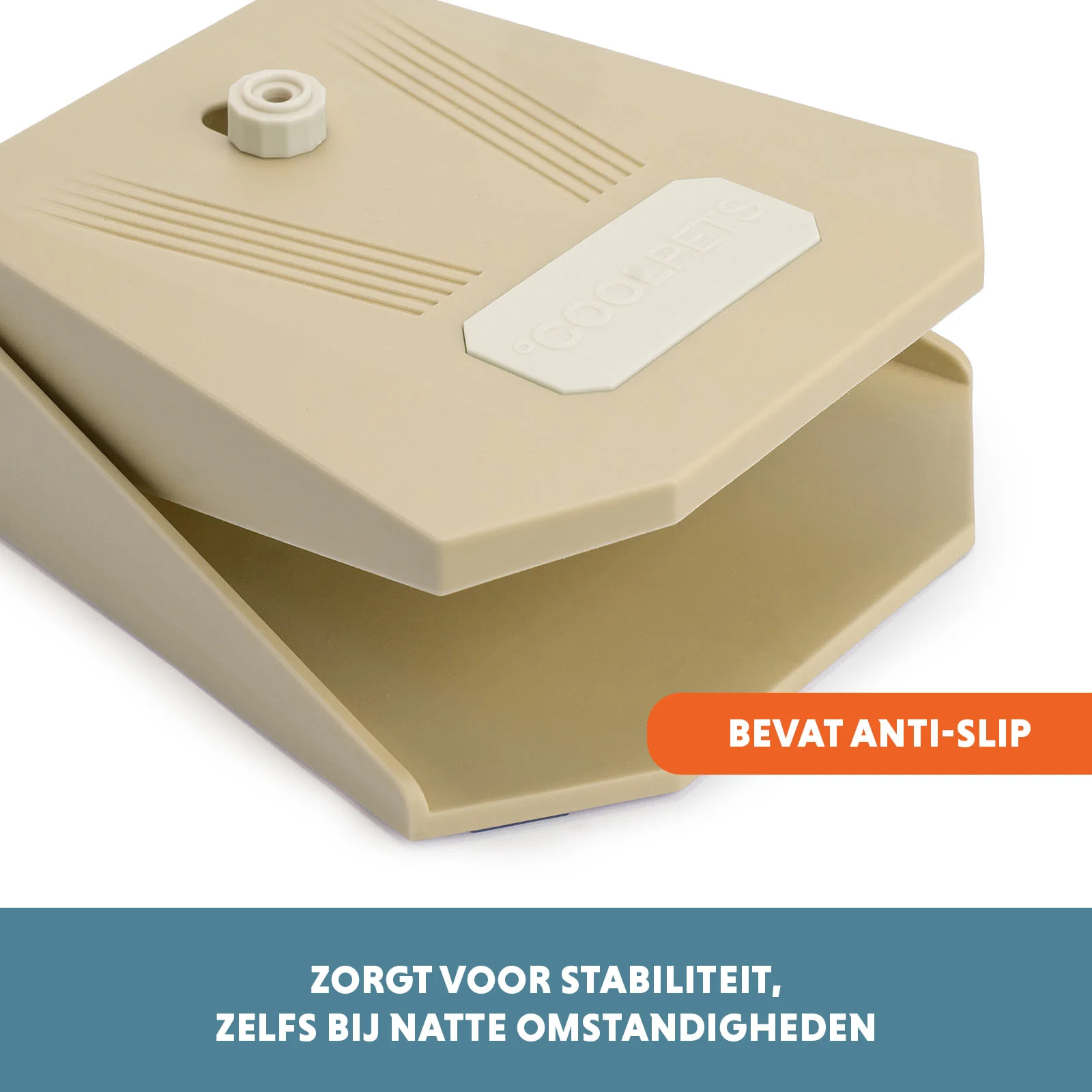 Fontanna wodna z pedałem nożnym i przyłączem do węża ogrodowego, beżowa – Coolpets Splash Water Fountain - obrazek 5