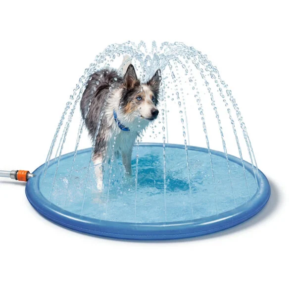 Mata zraszająca dla psów z przyłączem do węża ogrodowego, M 150 cm – Coolpets Splash Sprinkler Pad