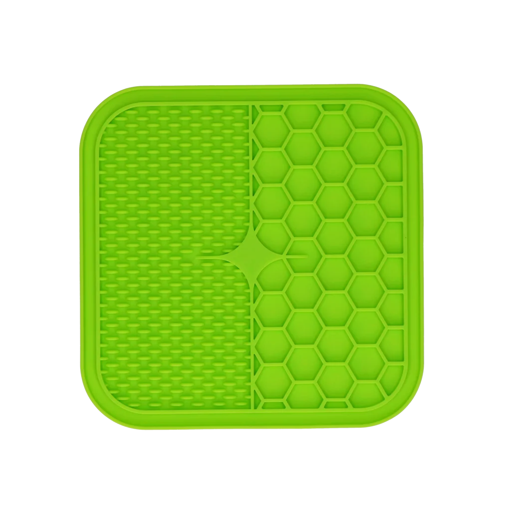 Mata do lizania dla psów z wypustkami i wzorem plastra miodu, 21 x 21 cm, zielona – Eat Slow Live Longer Lick Mat Duo M - obrazek 2