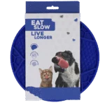 Mata do lizania dla psów ze wzorem piłki i przyssawkami, Ø 22 cm, niebieska – Eat Slow Live Longer Lick Mat Soccer Ball
