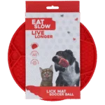 Mata do lizania dla psów z motywem piłki nożnej i przyssawkami, Ø 22 cm, czerwona – Eat Slow Live Longer Lick Mat Soccer Ball