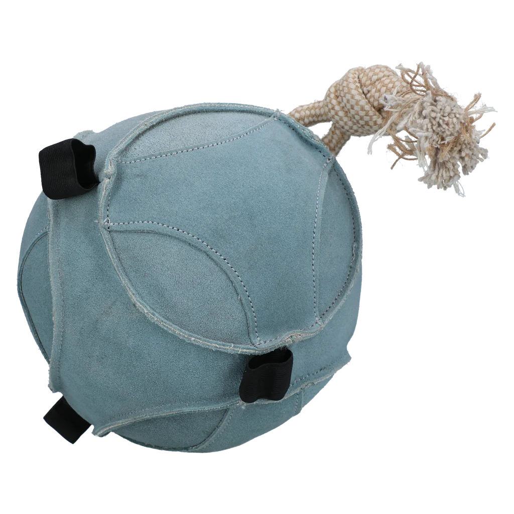 Zamszowa piłka do zabawy dla konia z pętlami na smakołyki, niebieska – Excellent Horse Fun Play Ball Suede - obrazek 1