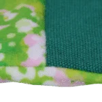 Zabawka węchowa z szeleszczącym materiałem i miejscem na smakołyki – Garden Paws Garden Glove Summer Shrubs - obrazek 4