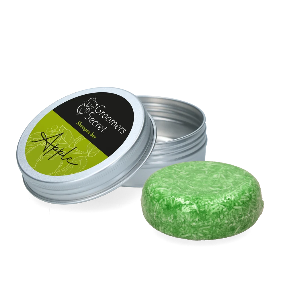 Szampon w kostce z odżywką o zapachu jabłka, 60 g – Groomers Secret Shampoo Bar Appel - obrazek 1