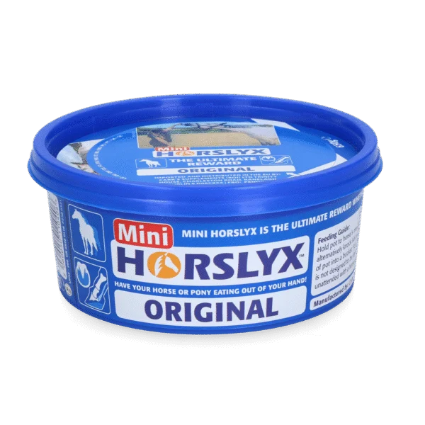 Lizawka dla koni jako nagroda, 650 g – Horslyx Mini Original
