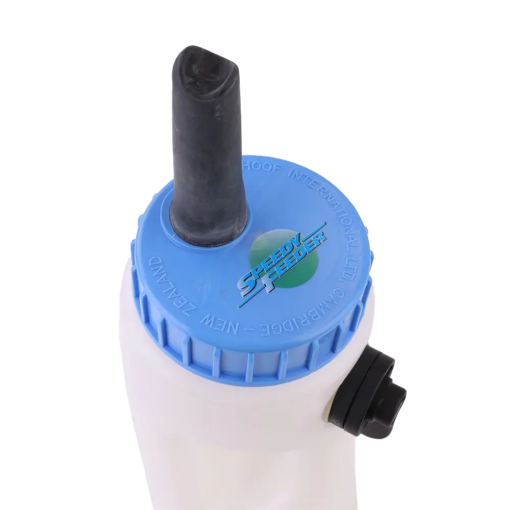 Butelka do pojenia cieląt z 3 ustawieniami przepływu i smoczkiem Big Softy, 2,5 l – Shoof Speedy Feeder Calf Feeder - obrazek 2