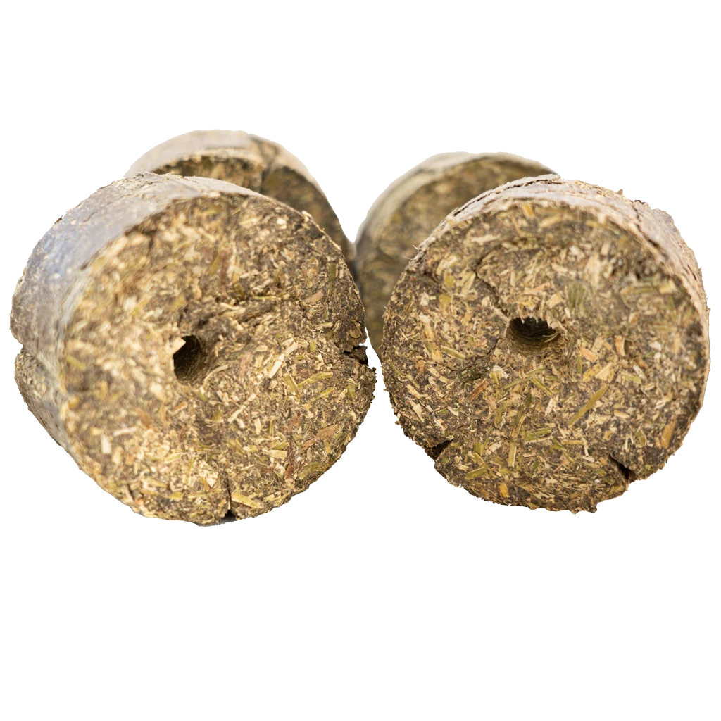 Blok z lucerny z otworem do zabawki sznurkowej dla konia, 3 kg – LAX Tierfutter blok z lucerny z otworem - obrazek 2