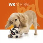 Lateksowa zabawka dla psa z piszczałką, pomarańczowa, M – Holland Mr. WK Soccer - obrazek 2