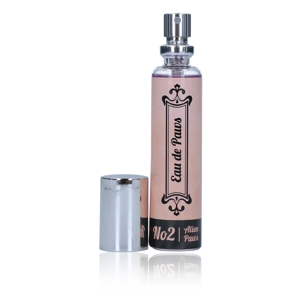 Perfumy dla suczek na bazie wody, 30 ml – Eau de Paws No2 Alien Paws - obrazek 3