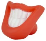 Zabawka dla psa z piszczałką do selfie – Pawise Funny Face Big Tooth - obrazek 2
