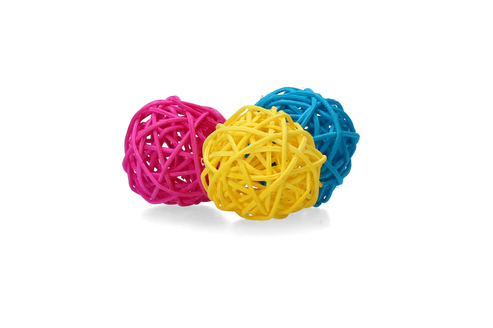Kolorowa piłka do gryzienia dla królików i gryzoni – Pawise Play & Chew Balls - obrazek 2