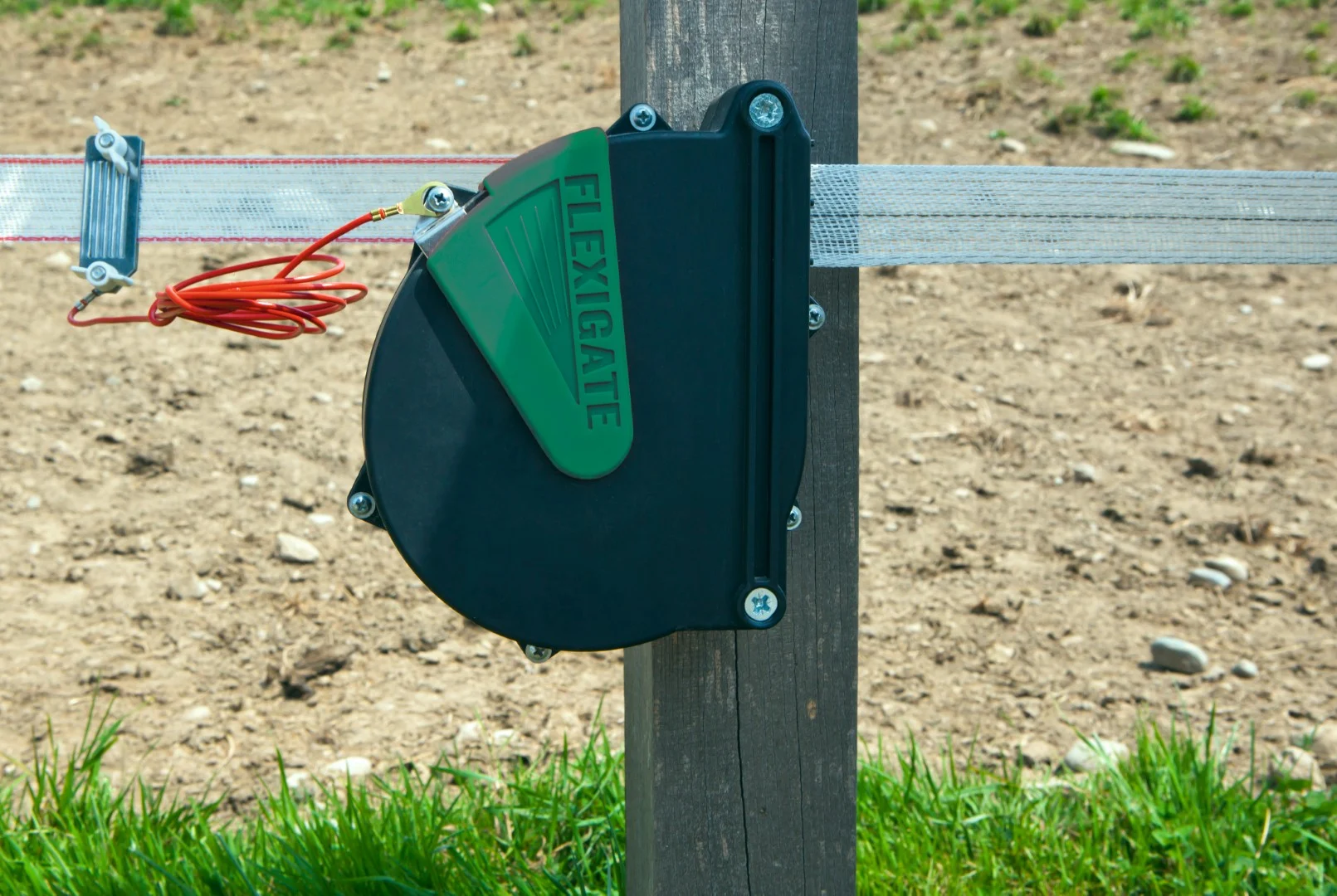 Zwijany zestaw uchwytu do bramy z taśmą, długość 6 m i szerokość 40 mm – ZoneGuard - obrazek 1