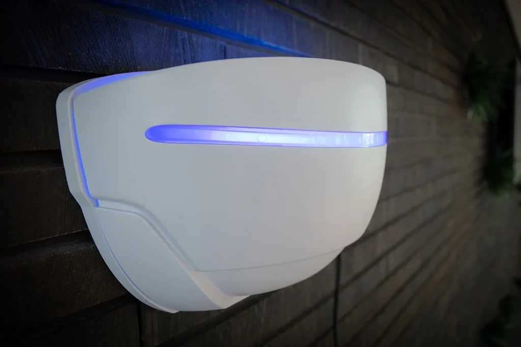Lampa owadobójcza z płytką lepową do montażu na ścianie, 37,5 x 19,5 x 14 cm – Resoluut Uplight - obrazek 6