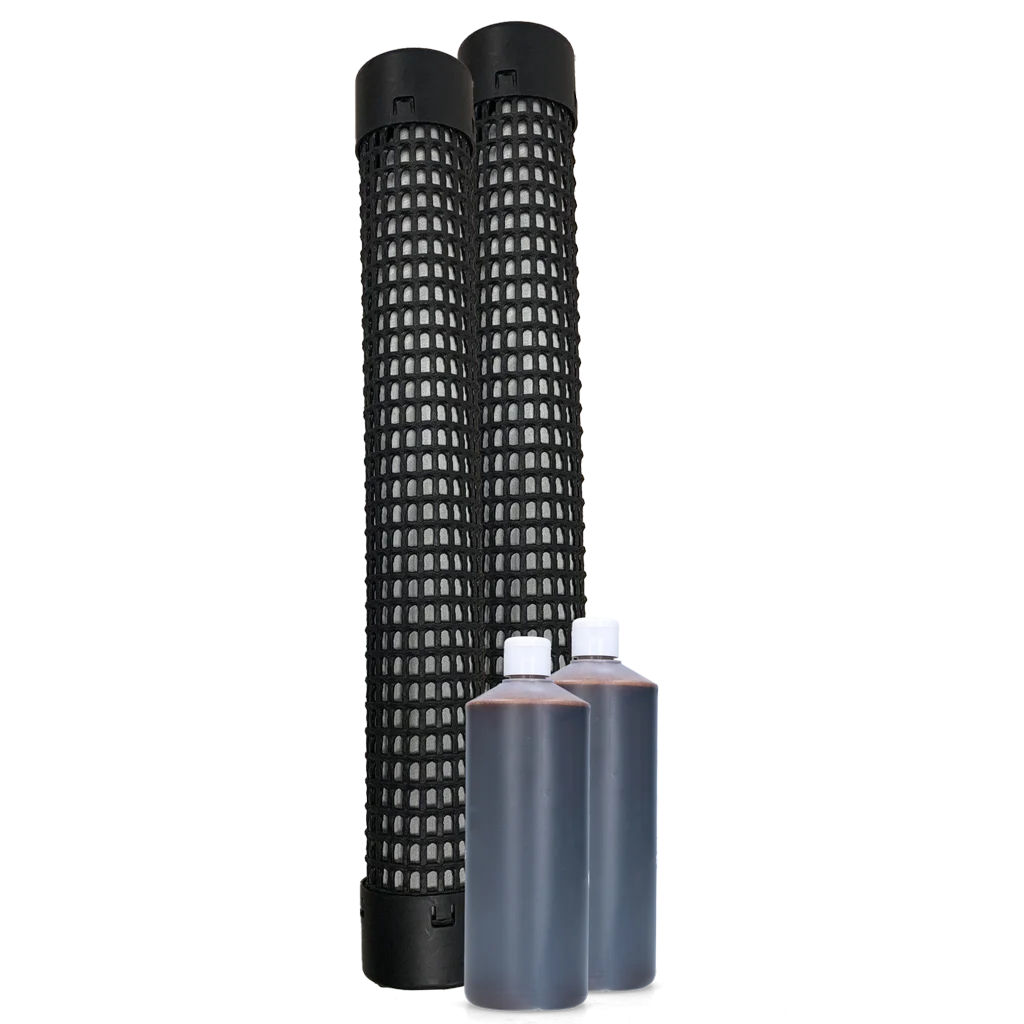 Zestaw pastwiskowy przeciw drapieżnikom, 2 tuleje i 2 x 1 l płynu – Shield Up Stay Away Weide Set Roofdieren - obrazek 2