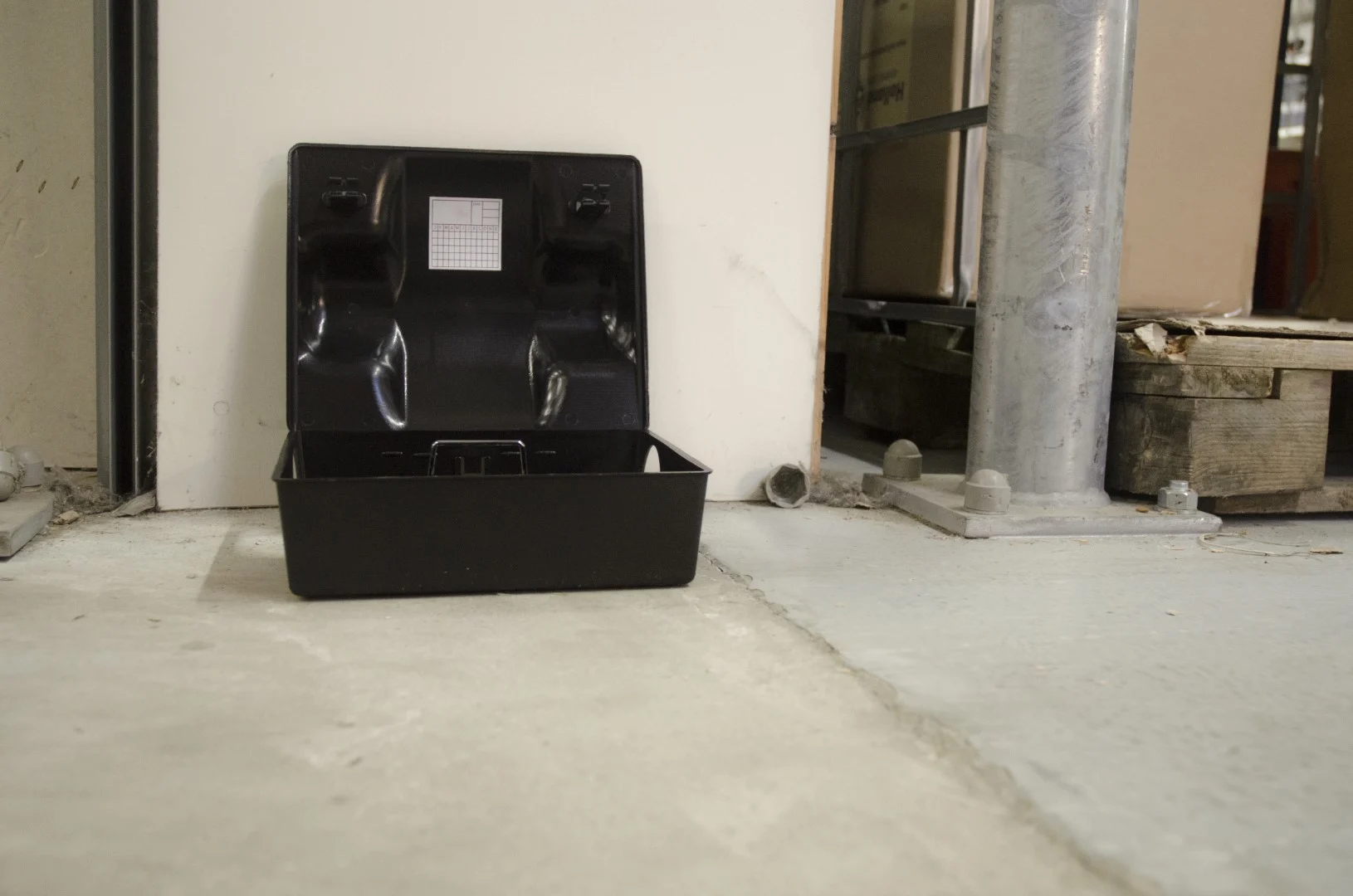 Naklejka z datą do dokumentowania inspekcji, 5 x 5 cm, 10 sztuk – Hofman Pest Control Datum - obrazek 2