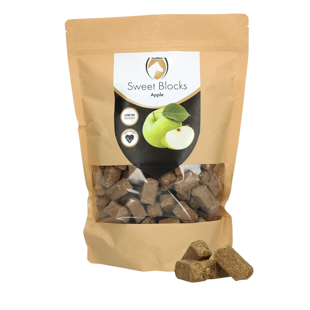 Przysmaki dla koni z jabłkiem, niskocukrowe, 1 kg – Excellent Horse Sweet Blocks - obrazek 1