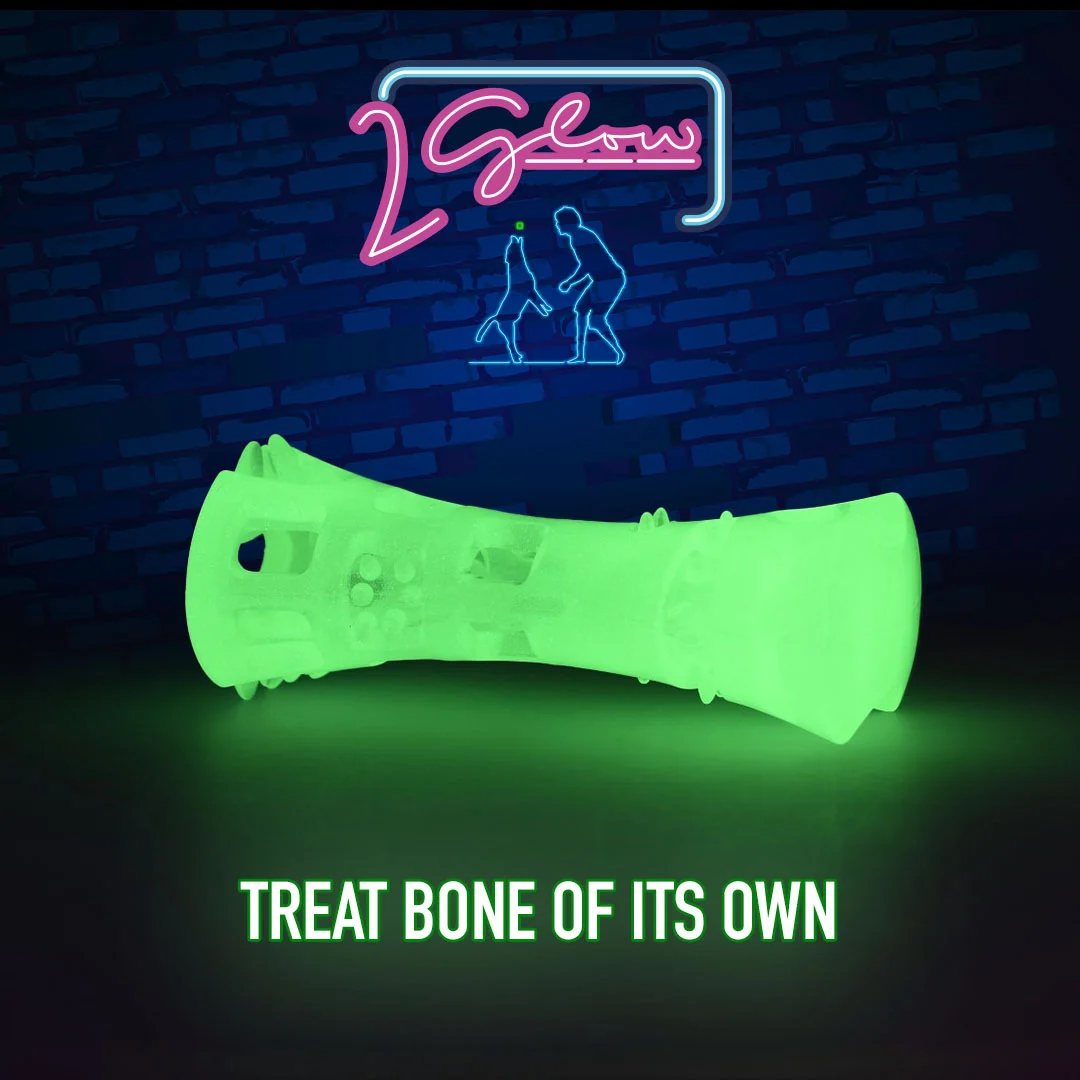 Świecąca zabawka w kształcie kości dla psa – 2 Glow Treat Bone of it's Own - obrazek 3