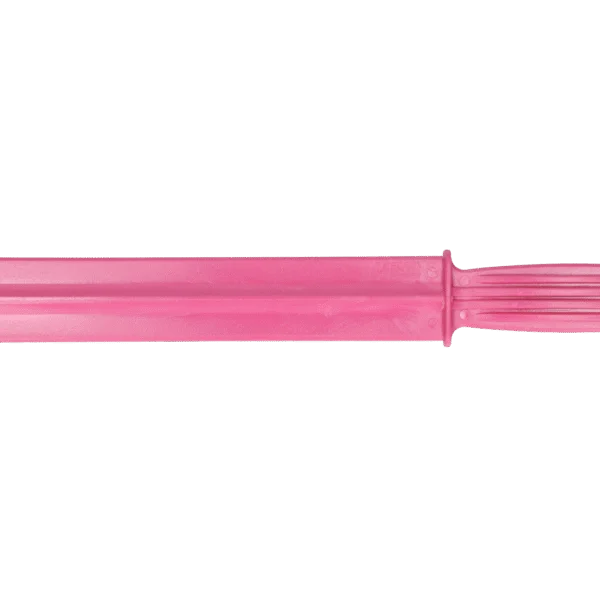 Plastikowe mieszadło do paszy z oczkiem do zawieszania, 38 cm, różowe – Vplast
