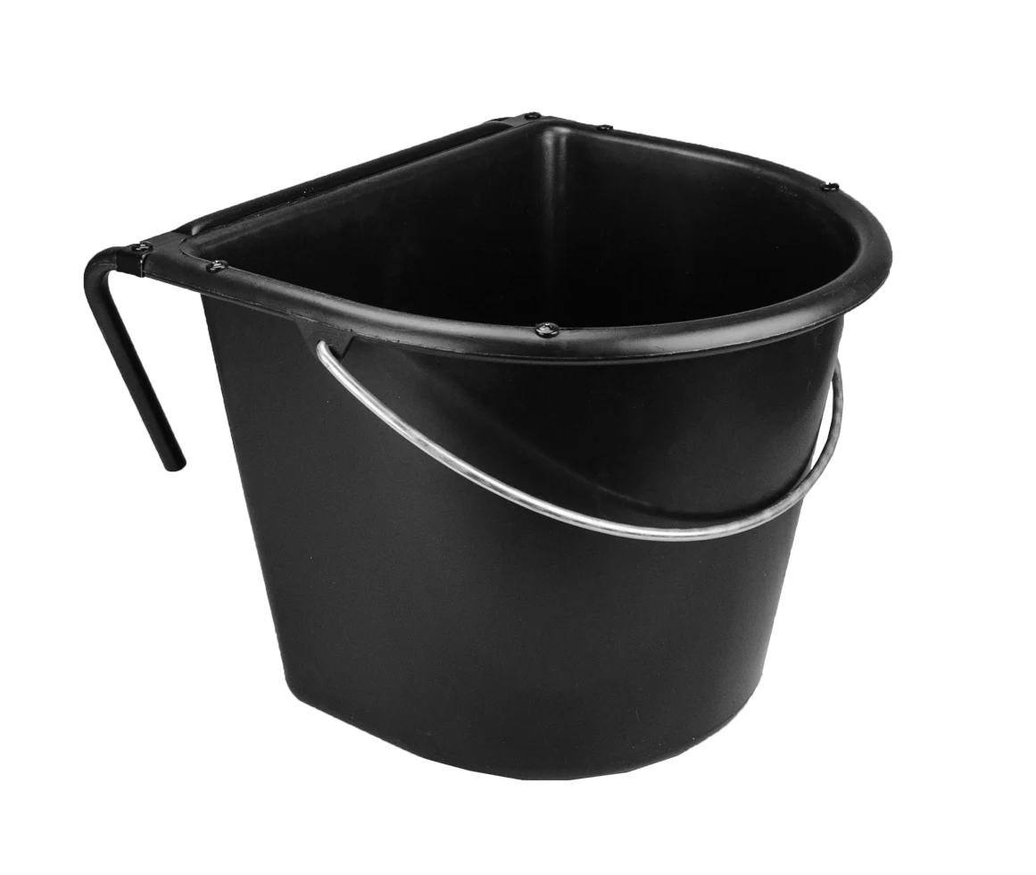 Zawieszane wiadro paszowe dla koni z metalowym uchwytem, 15 l, czarne – Vplast - obrazek 2