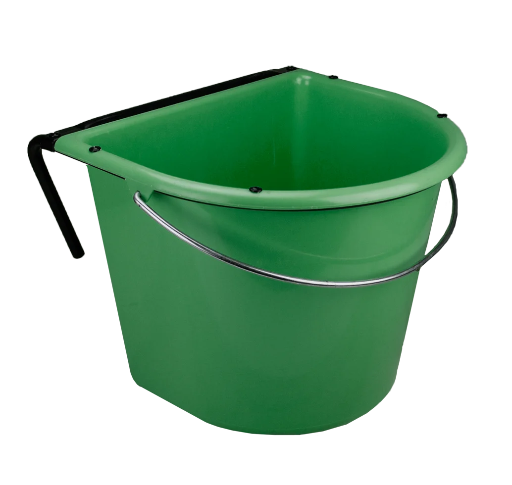Wisząca miska na paszę dla koni z metalowym uchwytem, 15 l, ciemnozielona – Vplast - obrazek 2