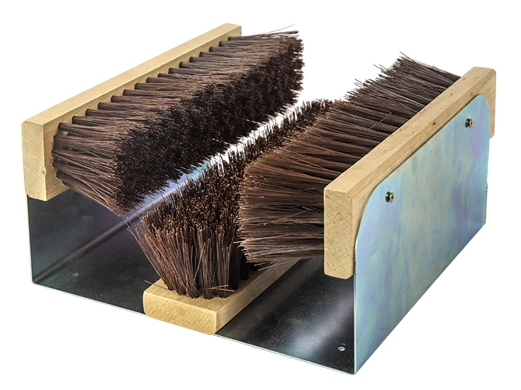 Czyścik do obuwia Boot Cleaner z 3 szczotkami i elastycznym włosiem, 30 x 28 x 14 cm - obrazek 2