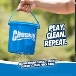 Zestaw piłek dla psa z wiaderkiem i otworami odpływowymi, 8 piłek M – Chuckit! Bucket - obrazek 5