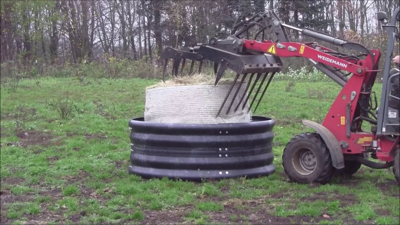 Pierścień na siano dla koni i bydła, ø 200 cm – Ok-Plast Hooi Ring Feeder - obrazek 2